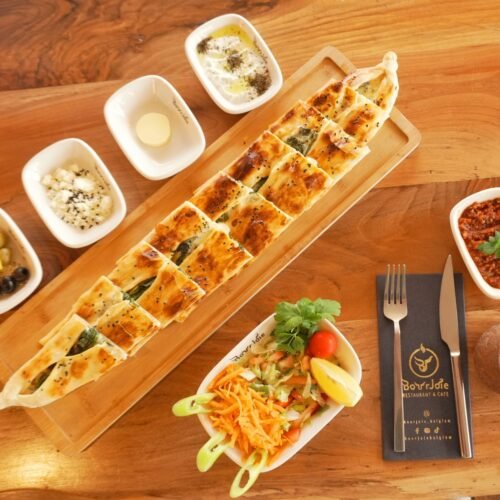 Ispanaklı Pide
