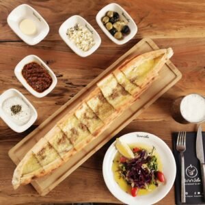 Ton Balıklı Pide